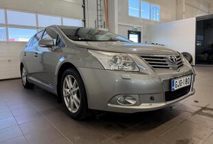 Toyota Avensis vaihtoauto
