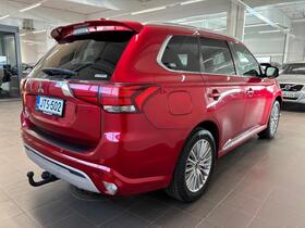 Mitsubishi Outlander PHEV vaihtoauto