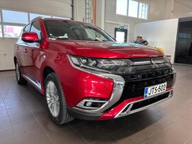 Mitsubishi Outlander PHEV vaihtoauto