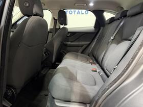 Jaguar F-PACE vaihtoauto