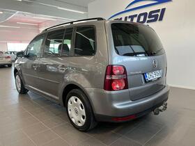 Volkswagen Touran vaihtoauto