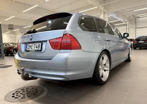 BMW 320 vaihtoauto