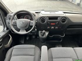 Nissan NV400 vaihtoauto