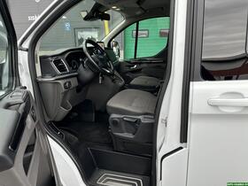 Ford Tourneo Custom vaihtoauto