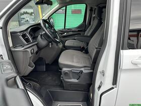 Ford Tourneo Custom vaihtoauto