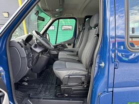 Nissan NV400 vaihtoauto