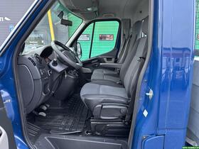 Nissan NV400 vaihtoauto