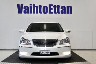 Toyota Crown vaihtoauto