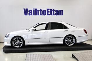 Toyota Crown vaihtoauto