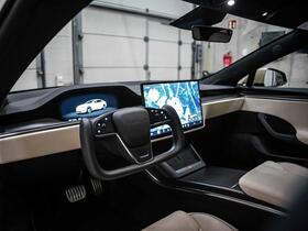 Tesla Model S vaihtoauto