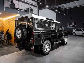 Land Rover Defender vaihtoauto