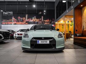 Nissan GT-R vaihtoauto