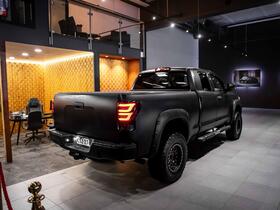 Toyota Tundra vaihtoauto