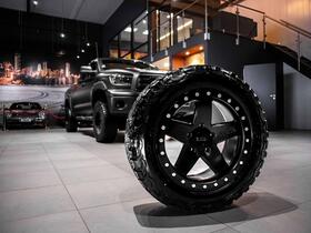 Toyota Tundra vaihtoauto