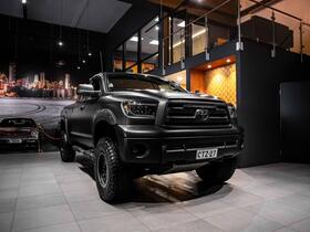 Toyota Tundra vaihtoauto