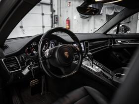 Porsche Panamera vaihtoauto