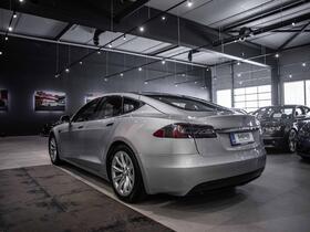 Tesla Model S vaihtoauto