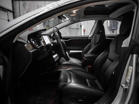 Tesla Model S vaihtoauto