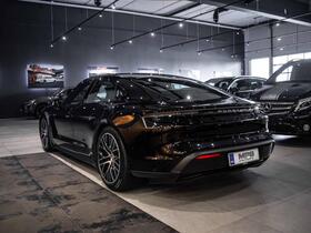 Porsche Taycan vaihtoauto