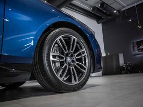 BMW i5 vaihtoauto