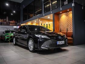 Toyota Camry vaihtoauto