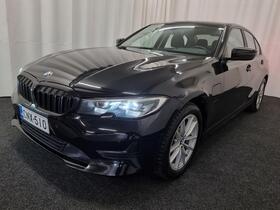 BMW 330 vaihtoauto