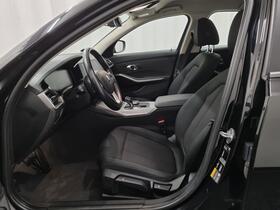 BMW 330 vaihtoauto