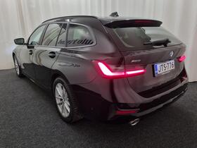 BMW 330 vaihtoauto