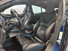 Tesla Model S vaihtoauto