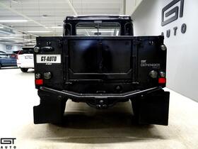 Land Rover Defender vaihtoauto