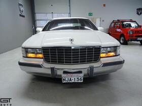 Cadillac Fleetwood vaihtoauto