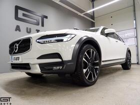 Volvo V90 Cross Country vaihtoauto