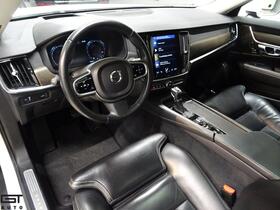 Volvo V90 Cross Country vaihtoauto