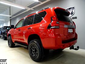 Toyota Land Cruiser vaihtoauto