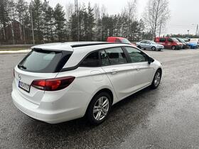 Opel Astra vaihtoauto