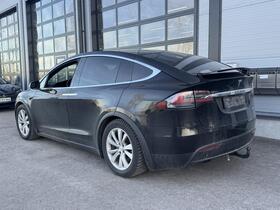 Tesla Model X vaihtoauto