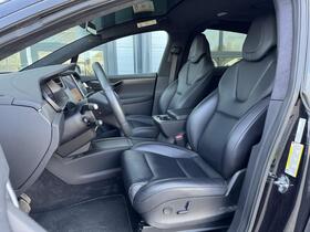 Tesla Model X vaihtoauto