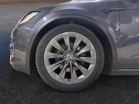 Tesla Model X vaihtoauto