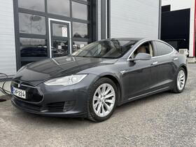 Tesla Model S vaihtoauto