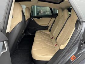 Tesla Model S vaihtoauto