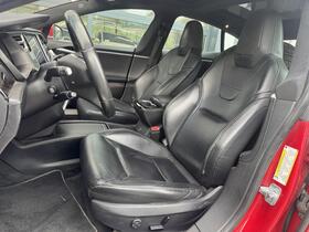 Tesla Model S vaihtoauto