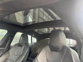Tesla Model S vaihtoauto