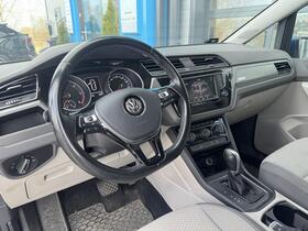 Volkswagen Touran vaihtoauto
