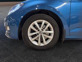 Volkswagen Touran vaihtoauto