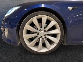 Tesla Model S vaihtoauto