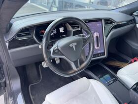 Tesla Model S vaihtoauto