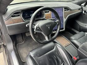 Tesla Model S vaihtoauto