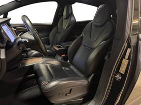 Tesla Model X vaihtoauto