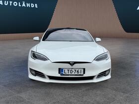 Tesla Model S vaihtoauto
