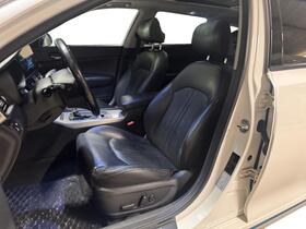 Kia Optima vaihtoauto